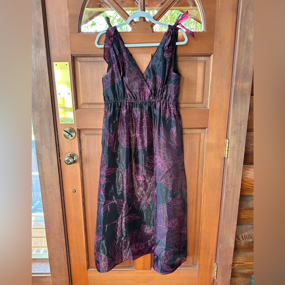 Petite Tie Sleeve Maxi Dress.